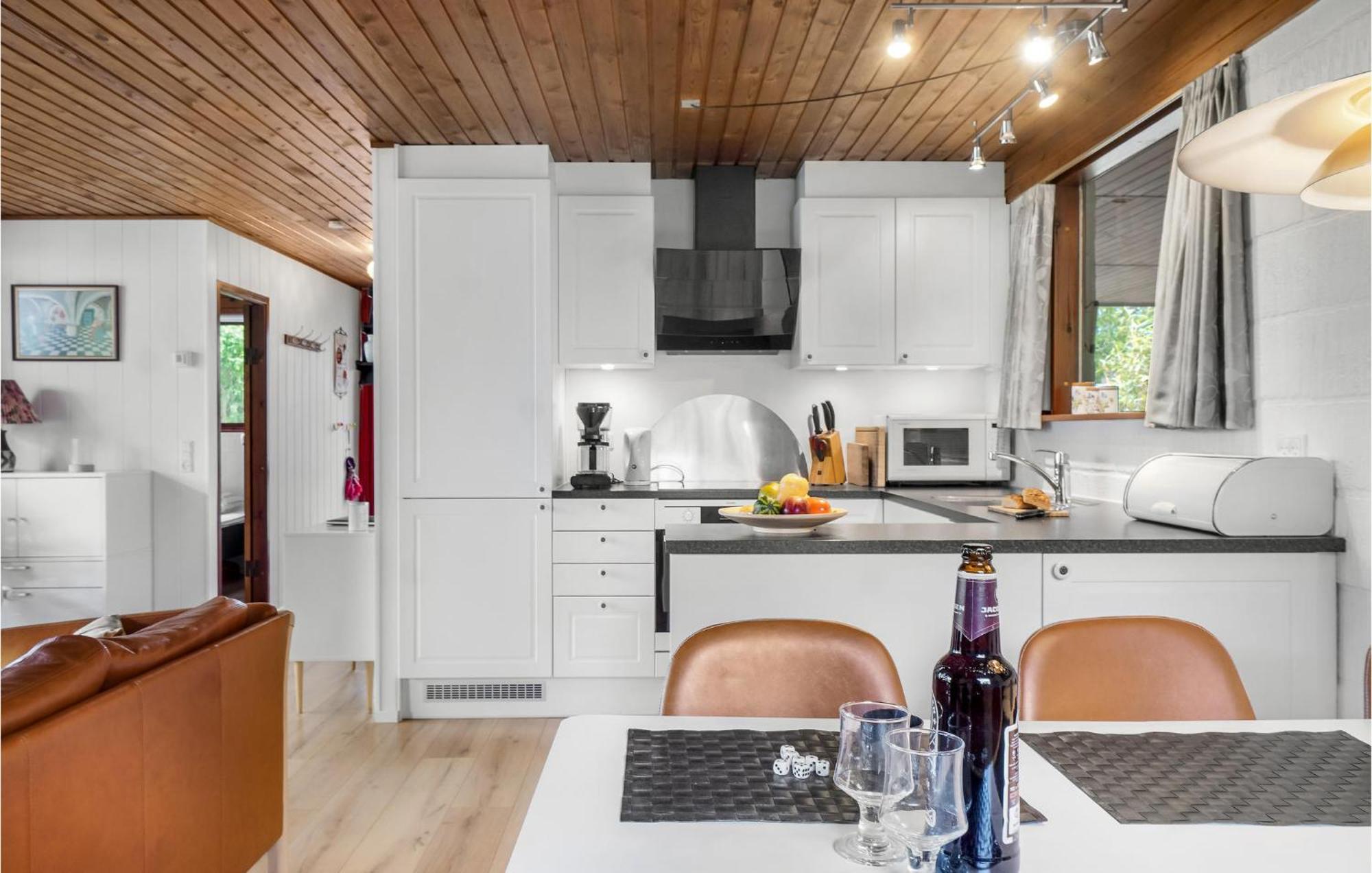 Amazing Home In Kalundborg With Kitchen Eksteriør billede