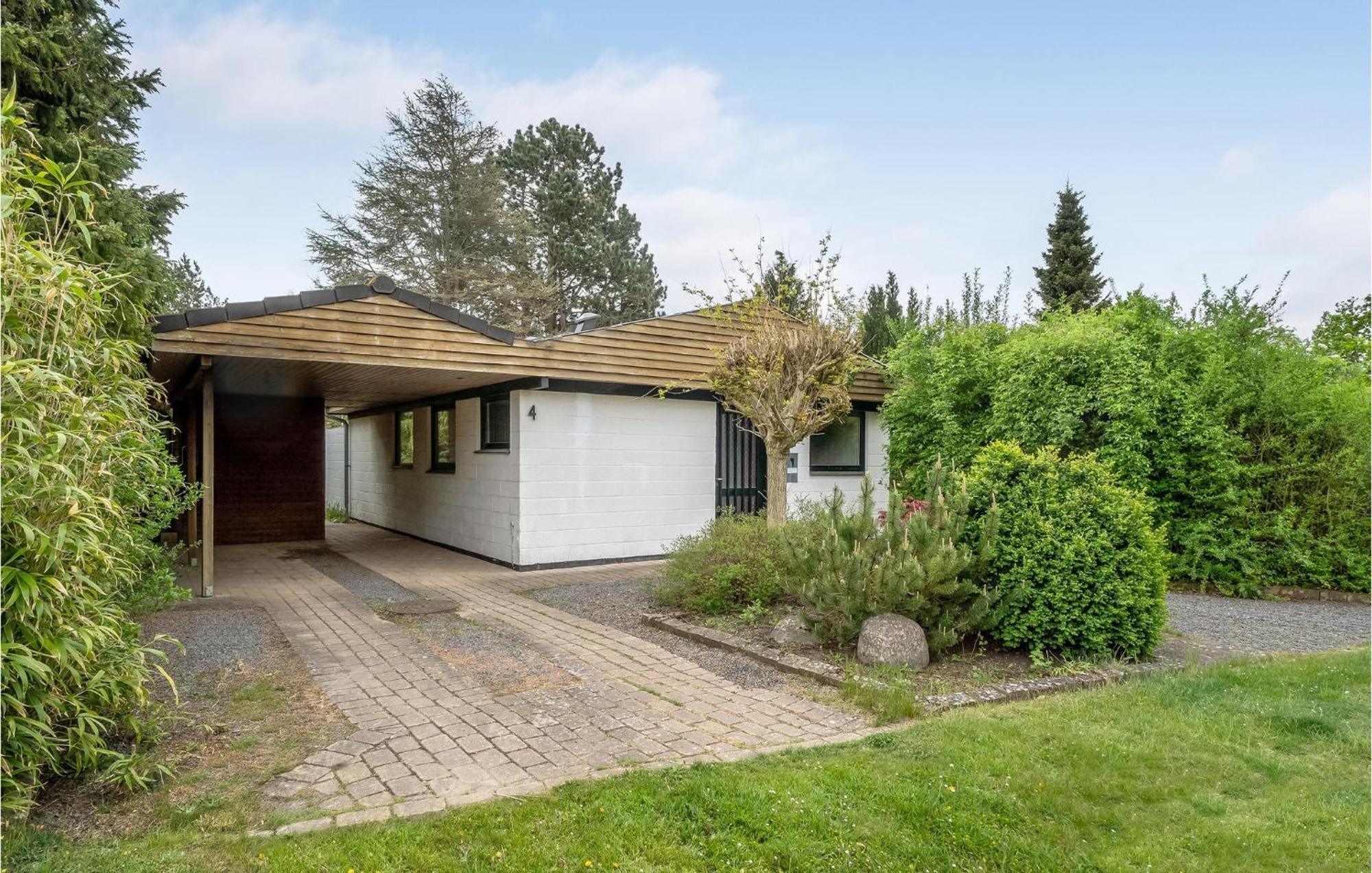 Amazing Home In Kalundborg With Kitchen Eksteriør billede